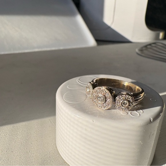 Charriol Alor Ring -18k white gold Size 5 - Picture 1 of 5